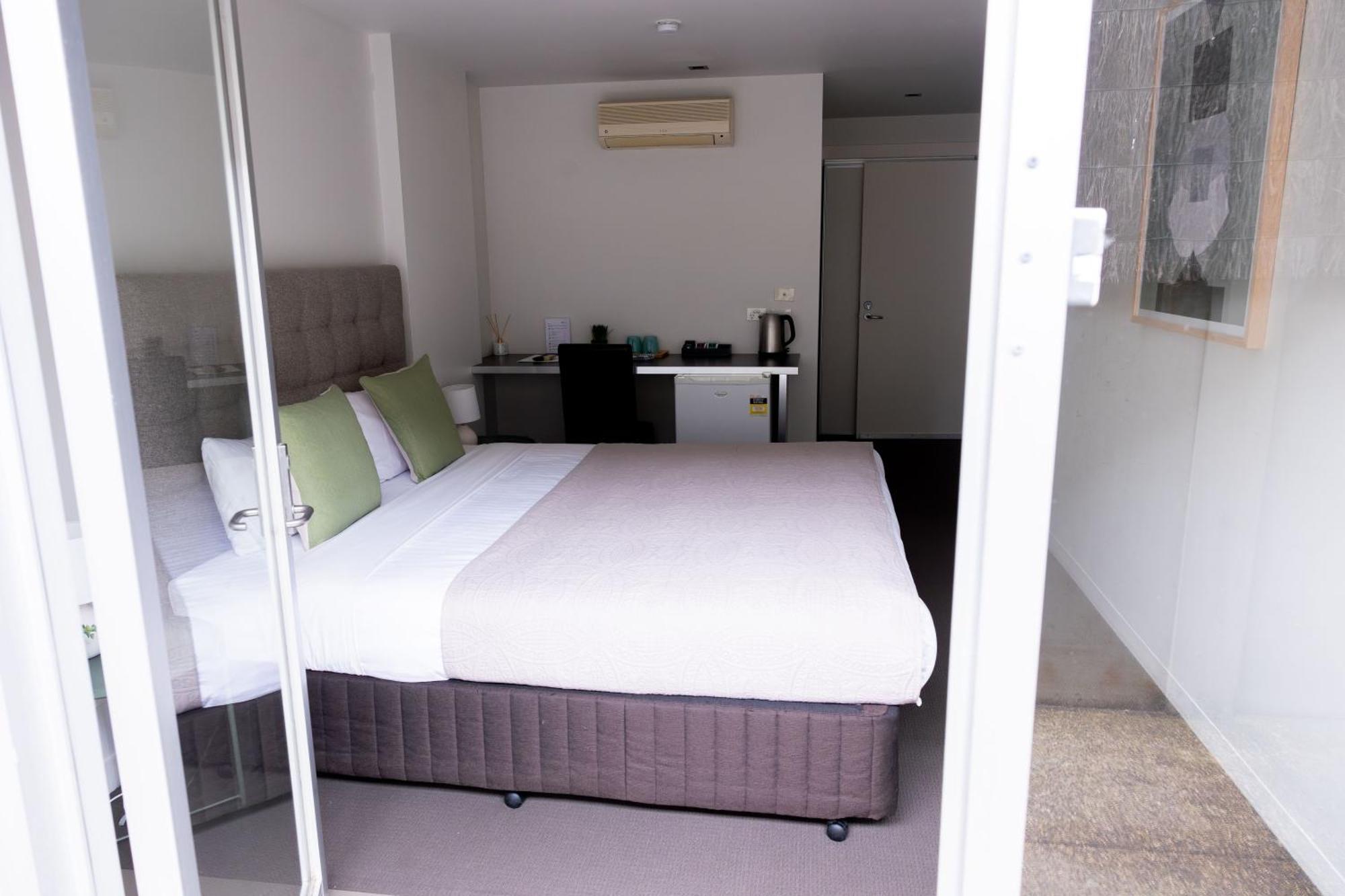 เดอะอพอลโล่อพาร์ตเมนท์ Motel อะพอลโลเบย์ ภายนอก รูปภาพ